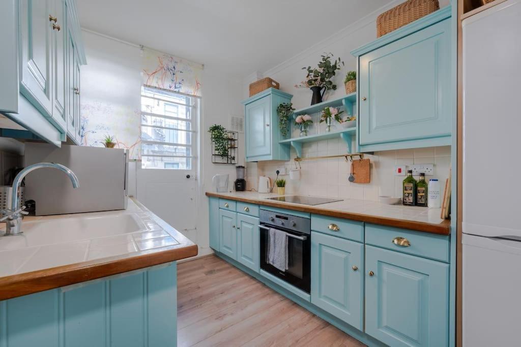 Apartment Stylish 2 Bed In Near Hyde Park London