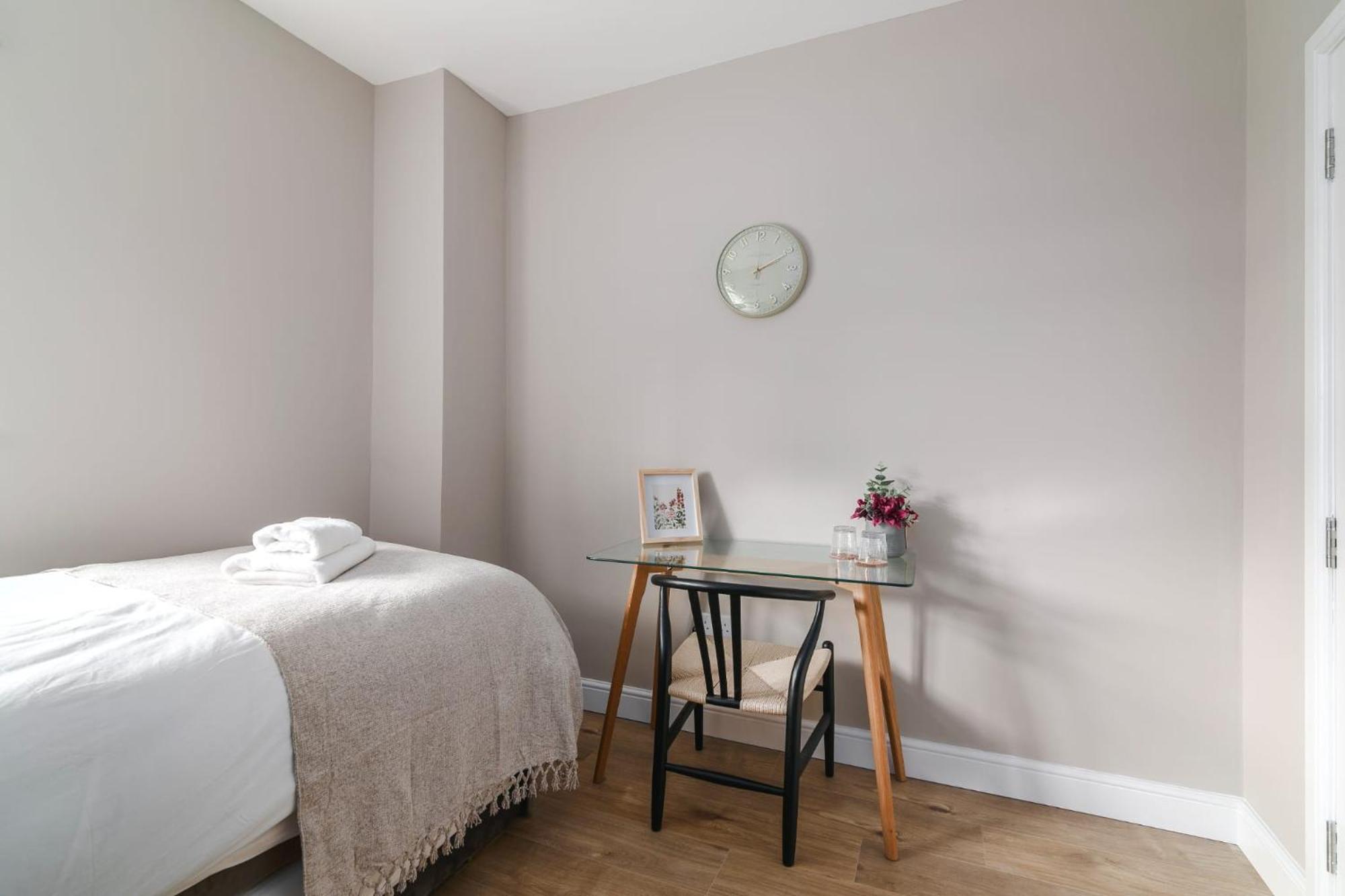 Apartment The Golden Place London