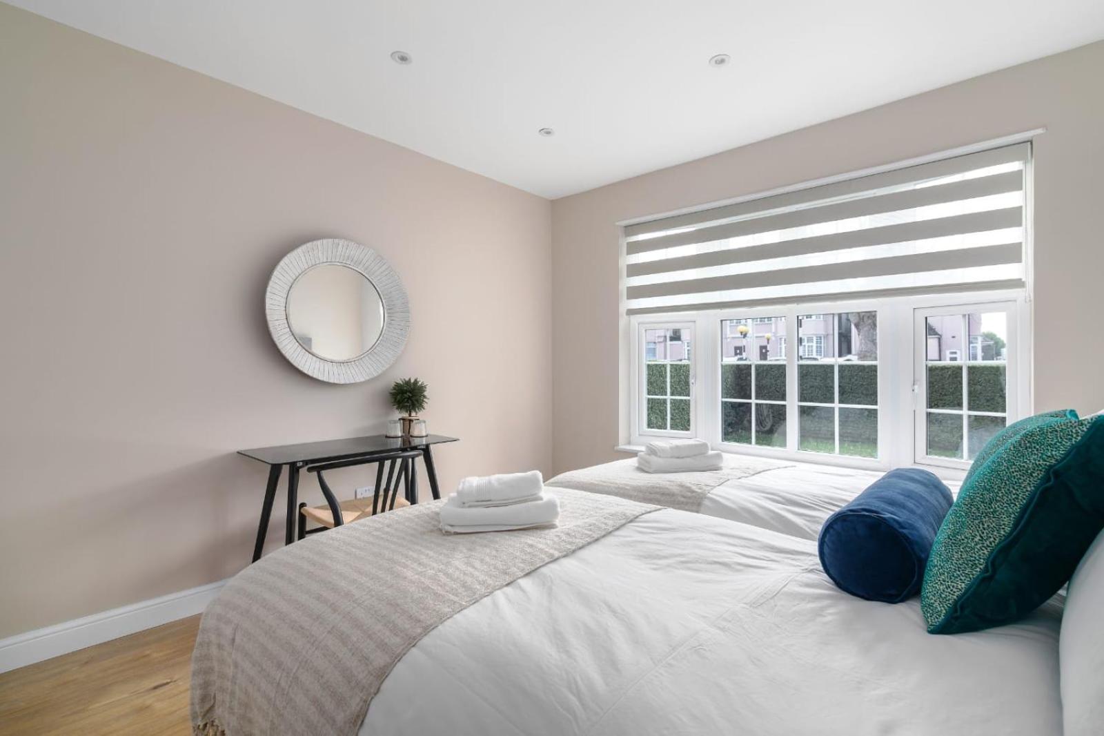 Apartment The Golden Place London