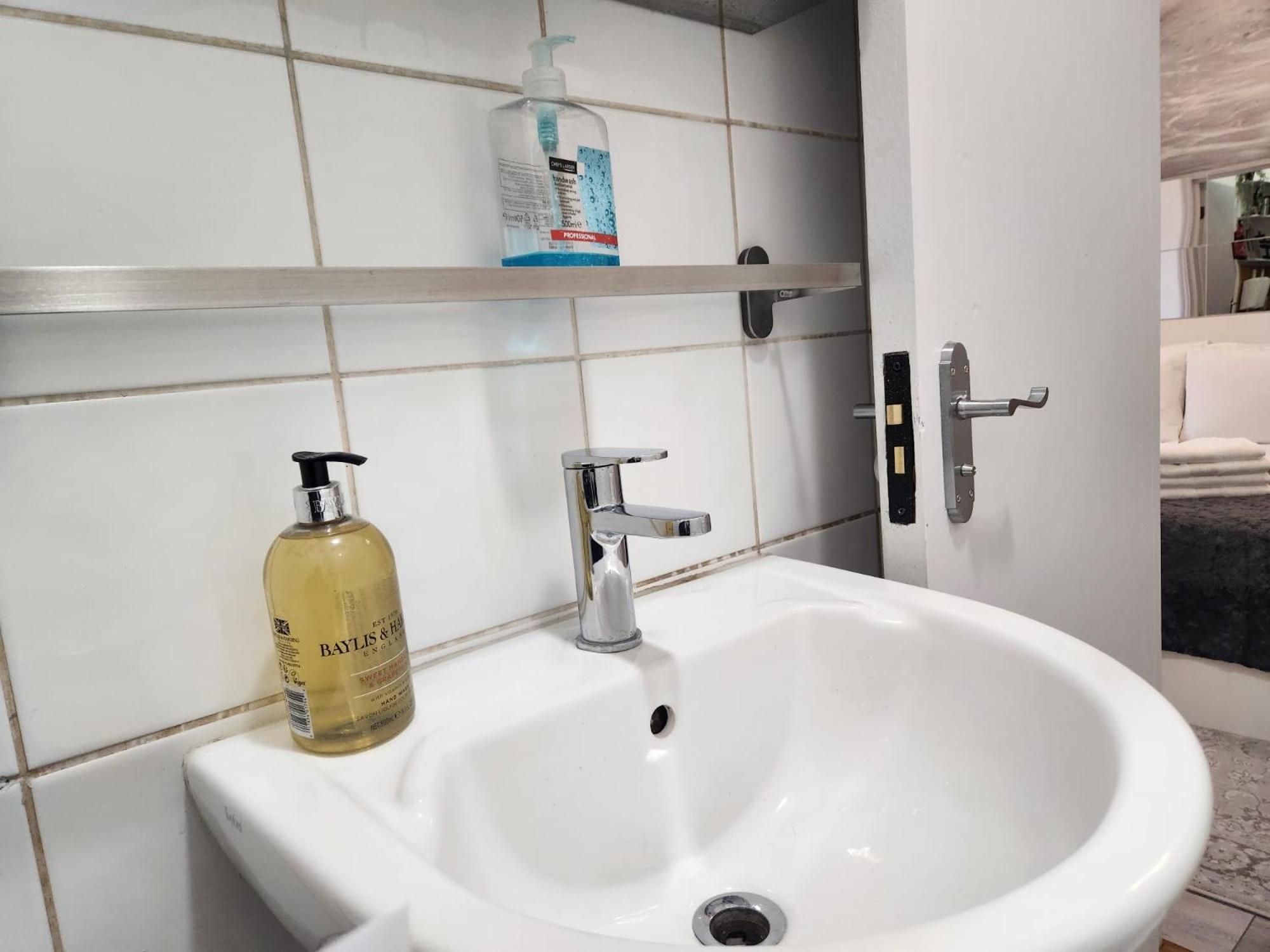 St 8 - Very Close To Tube - Cozy Flat Apartment *
