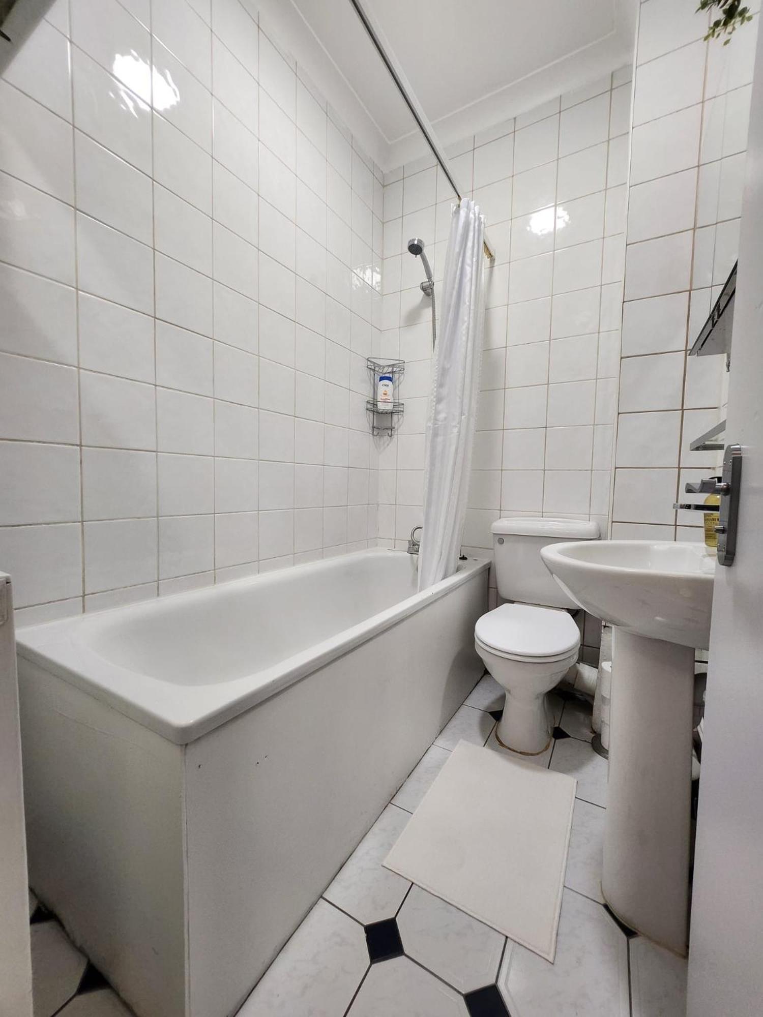 Apartment St 8 - Very Close To Tube - Cozy Flat *