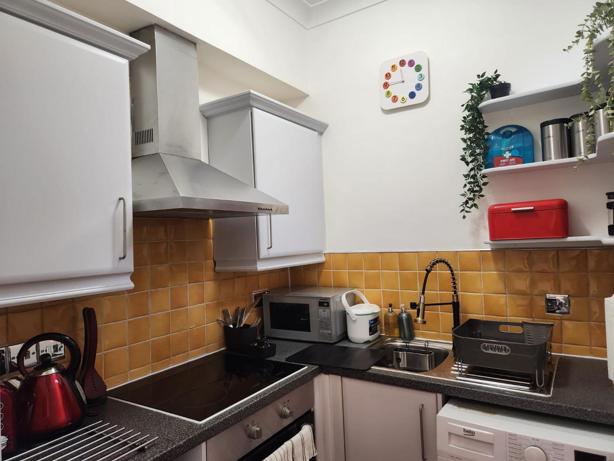 St 8 - Very Close To Tube - Cozy Flat Apartment *