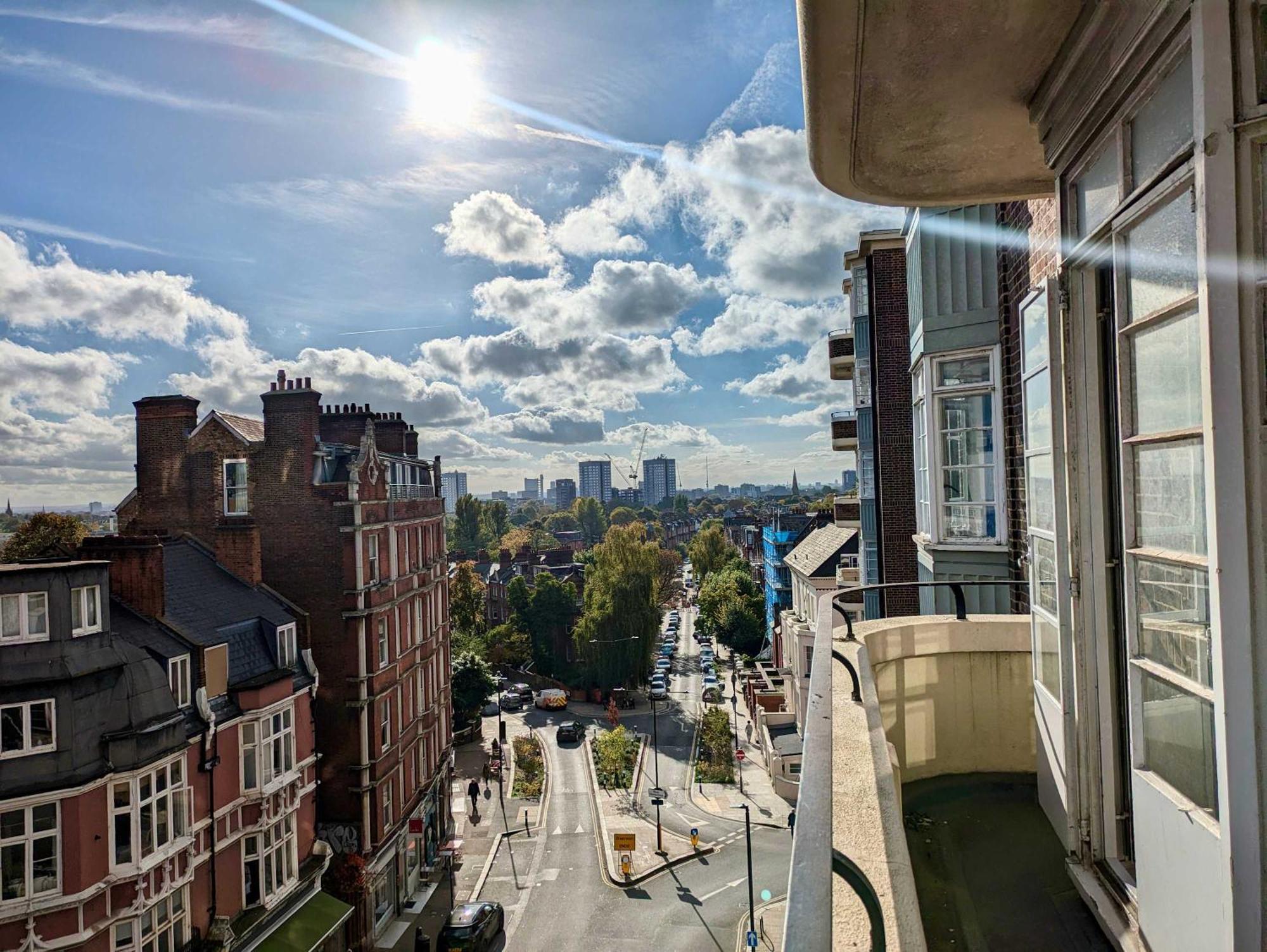 Stunning On Finchley Road * London