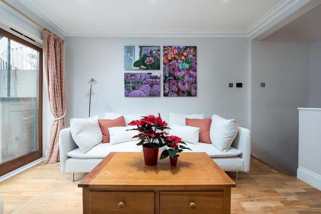 Pbc Duplex Three Bedroom In Fulham Oak Apartment