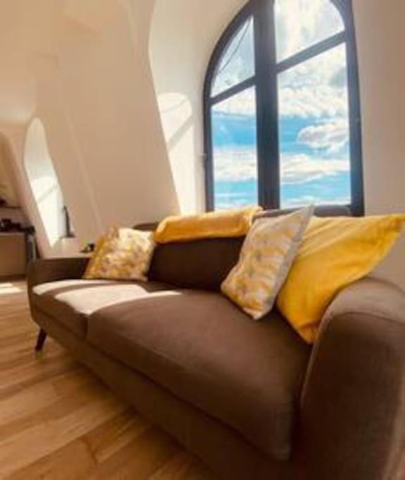 Apartment New 1 Bed Flat With Terrace *