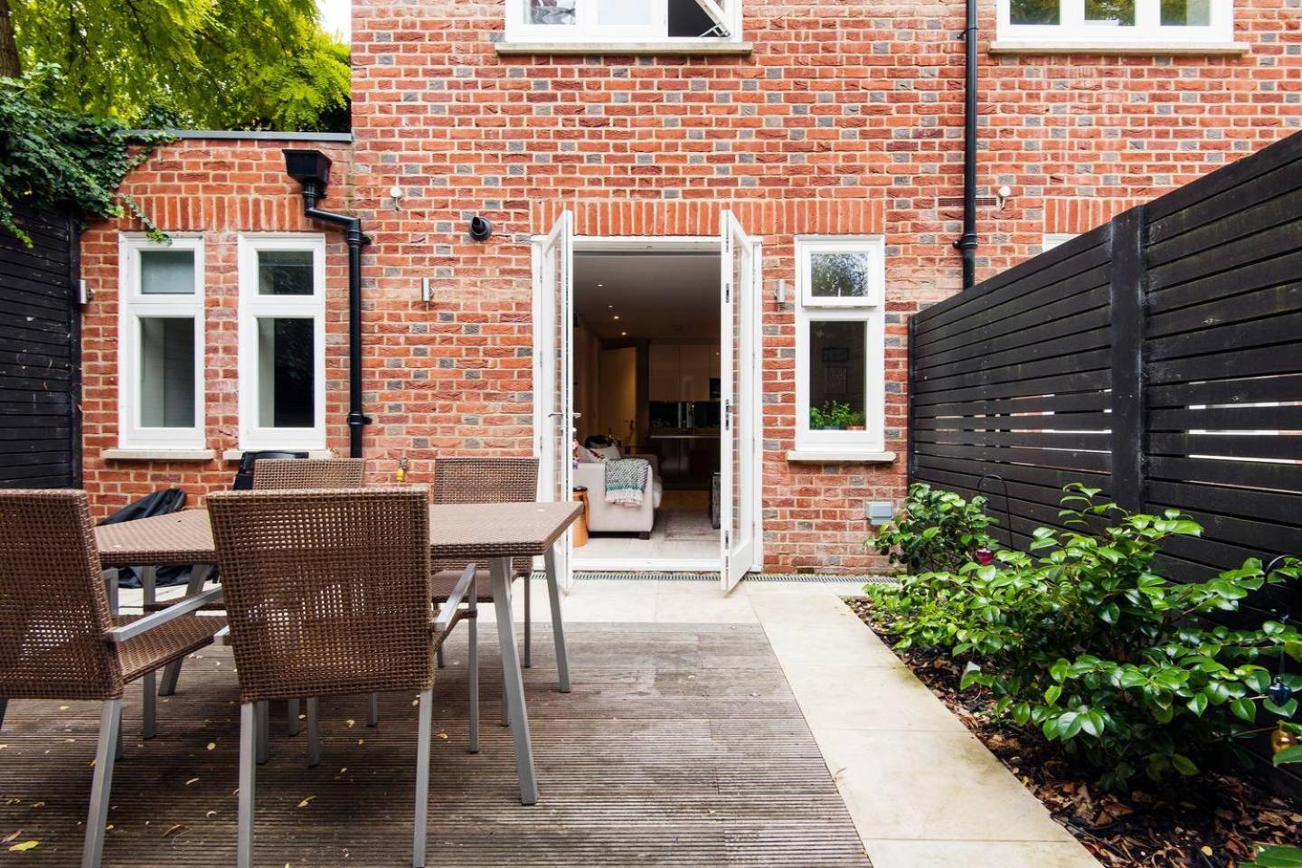 The Bohemian Rhapsody, Hampstead - By Out Of Office Lifestyle Apartment *