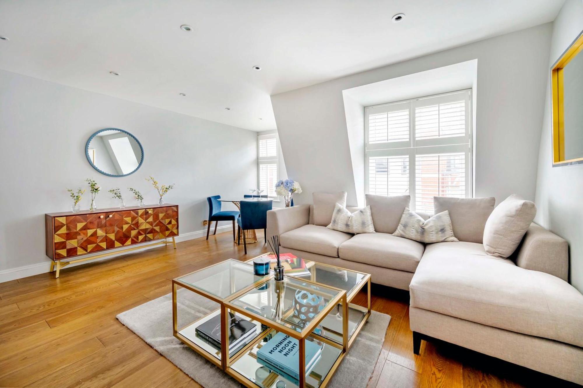 Apartment The Mayfair Marvel- By Out Of Office Lifestyle *
