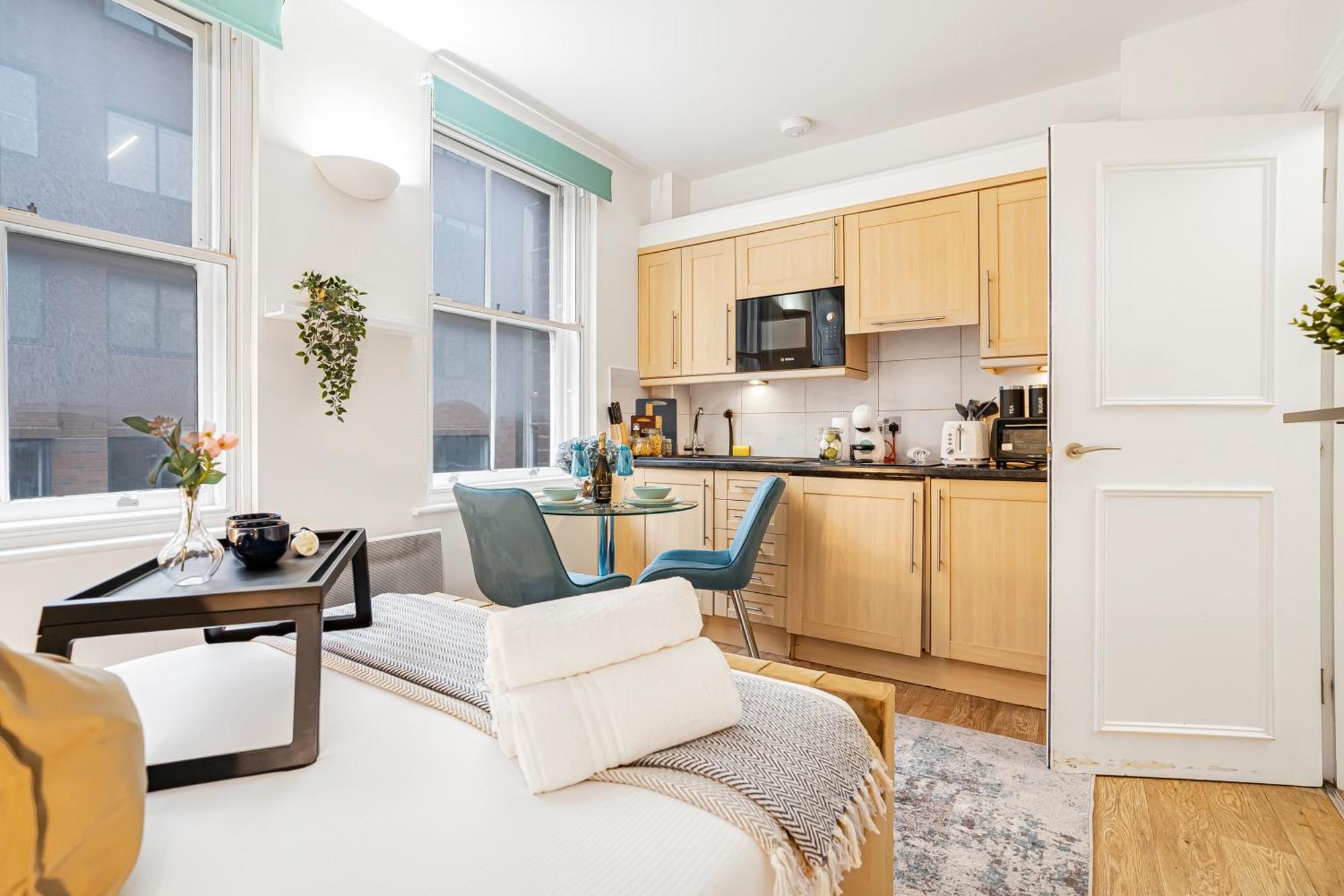 Stylish In Barbican - Prime Location Apartamento