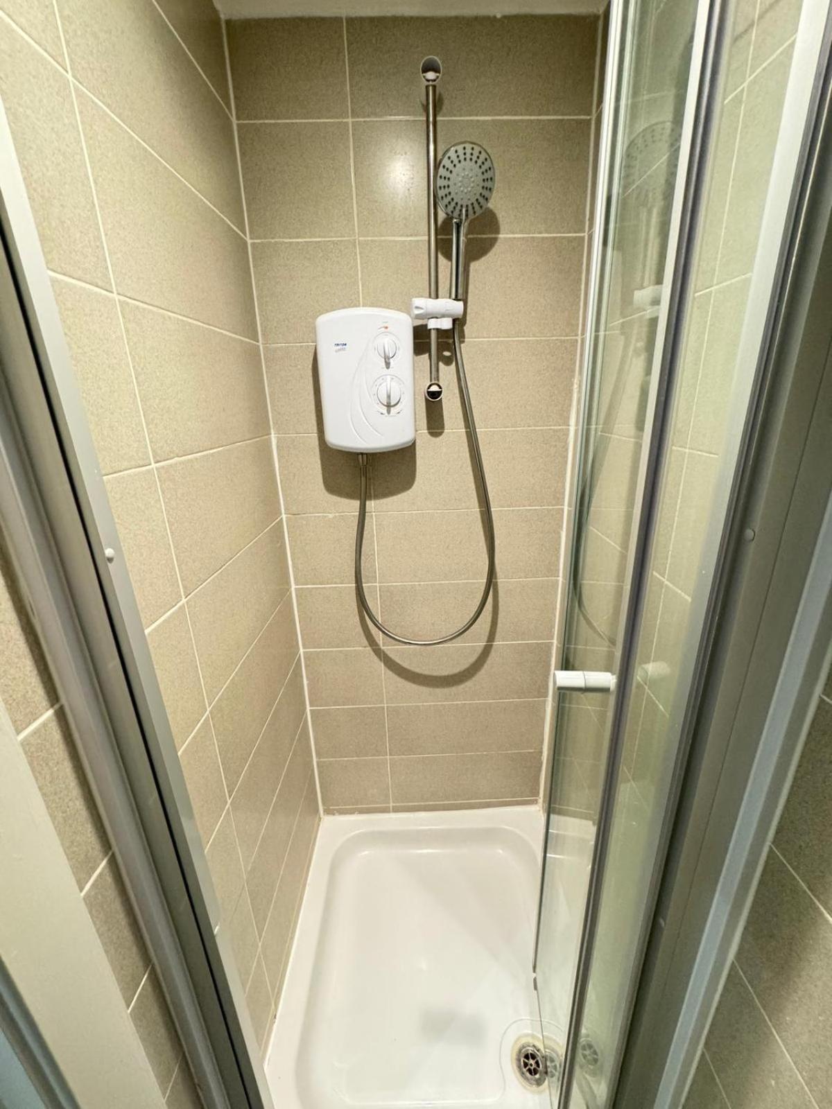 Accessible Near Central Apartment *