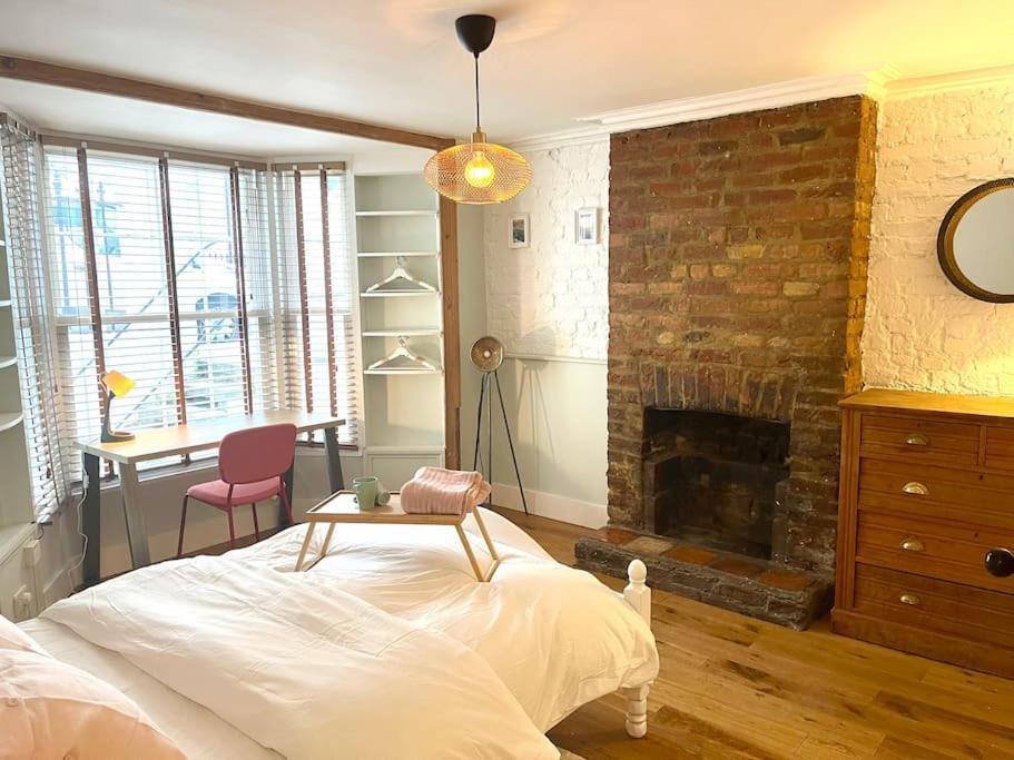 Private Garden Flat Stroud Finsbury Park * London