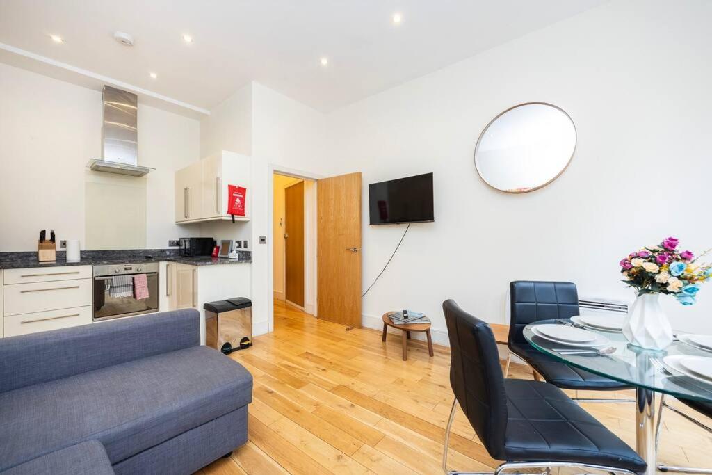 Comfy 2-bed Flat On Upper St - Next To Tube Apartment London