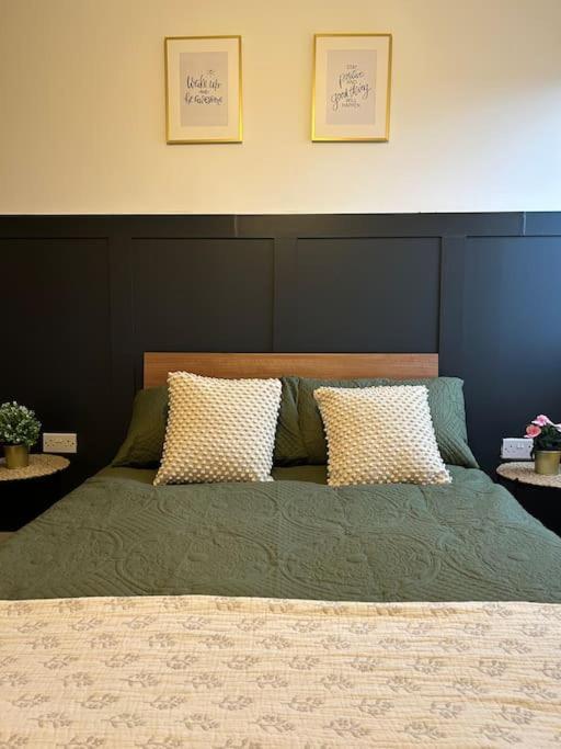 Newly Renovated & Modern 2-br Close To Canary Wharf London