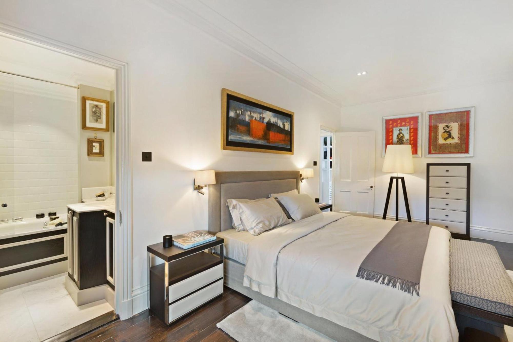 Stylish 2 Bed In Cadogan Square *