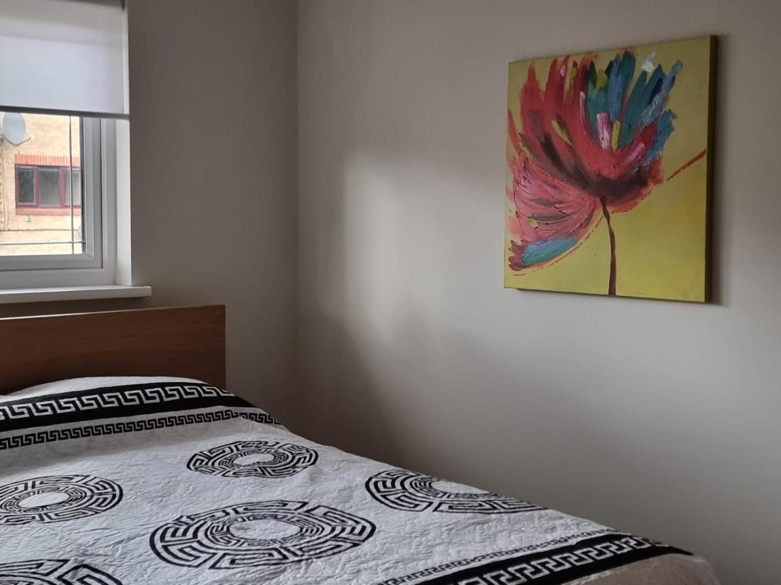 Guest house Cozy House With Free Parking & Wifi Near Maryland Station London