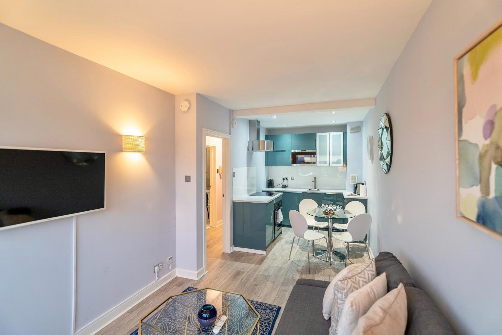 Contemporary Flat - Minutes To Oxford Street Apartment London