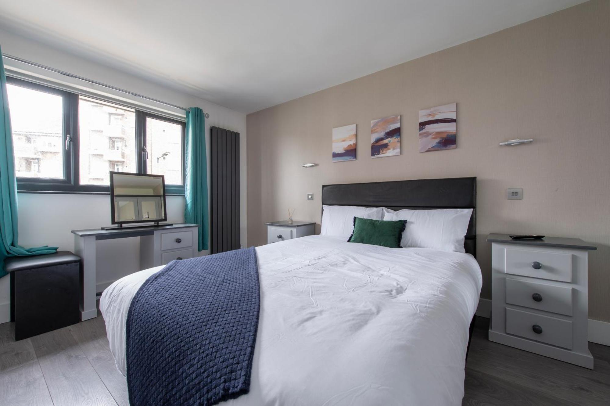 Peckham Large 2 Bath With Parking & Garden London