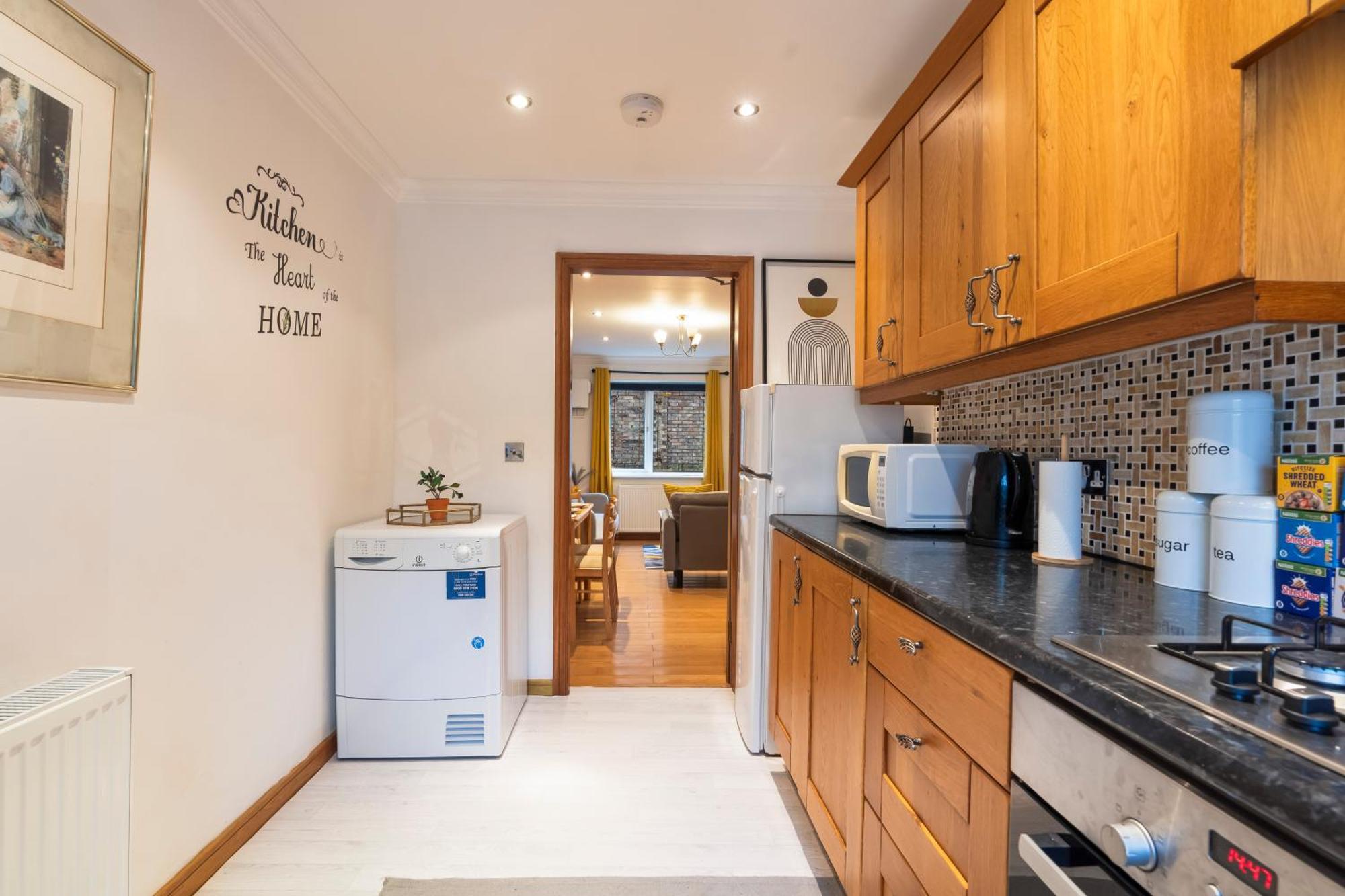Prime Battersea & Clapham Modern Free Parking London