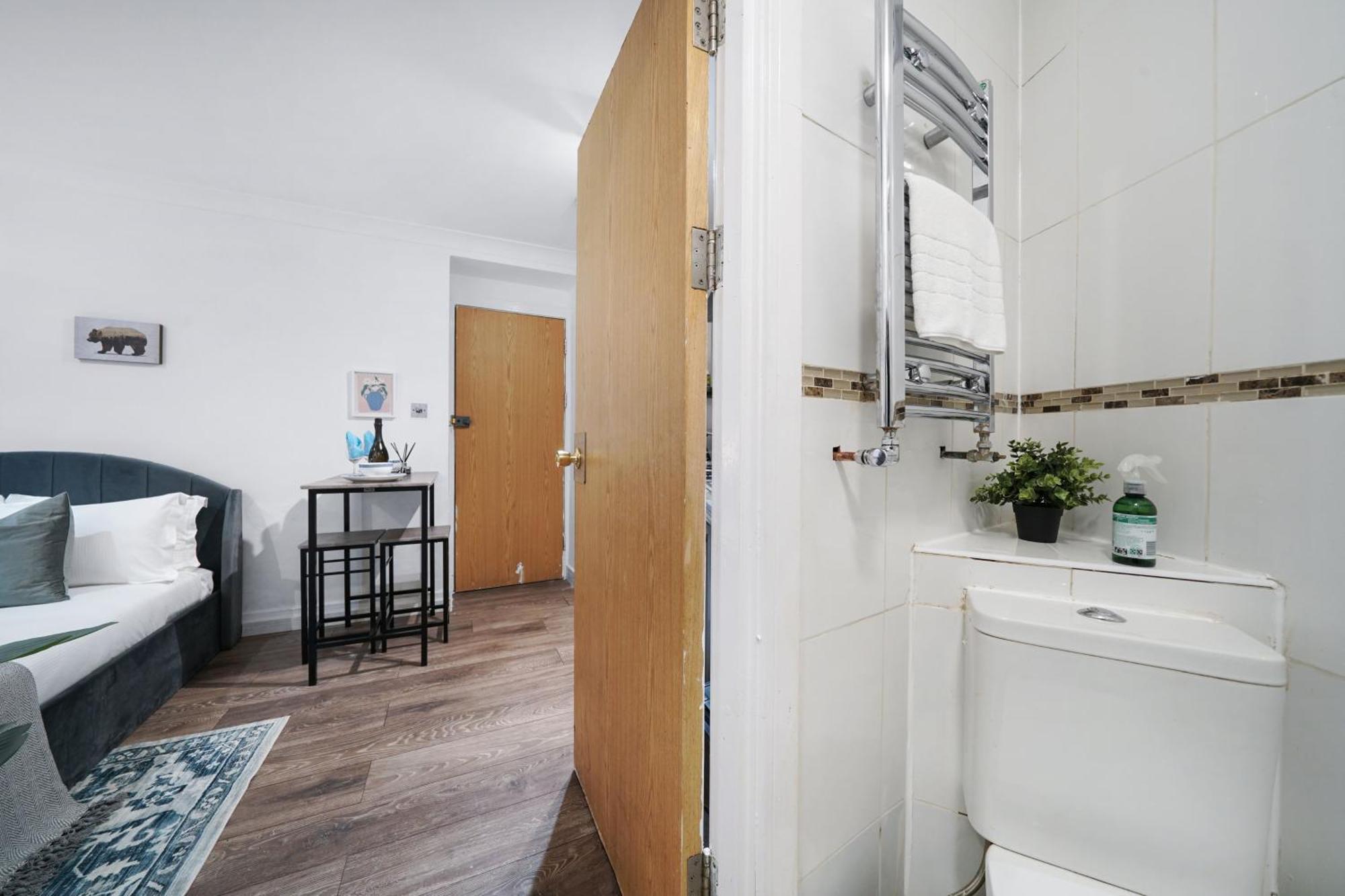 Apartment Affordable One Bedroom & In *