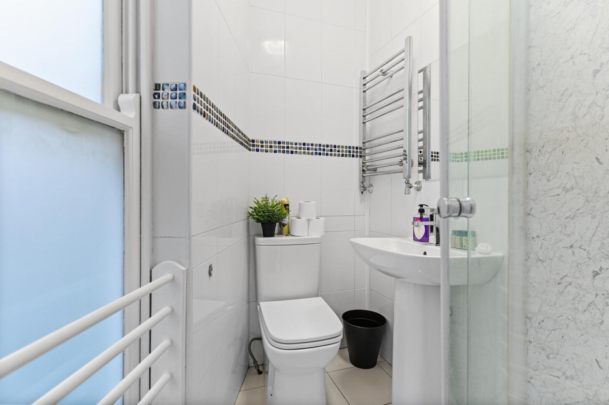 Affordable One Bedroom & In Apartment *