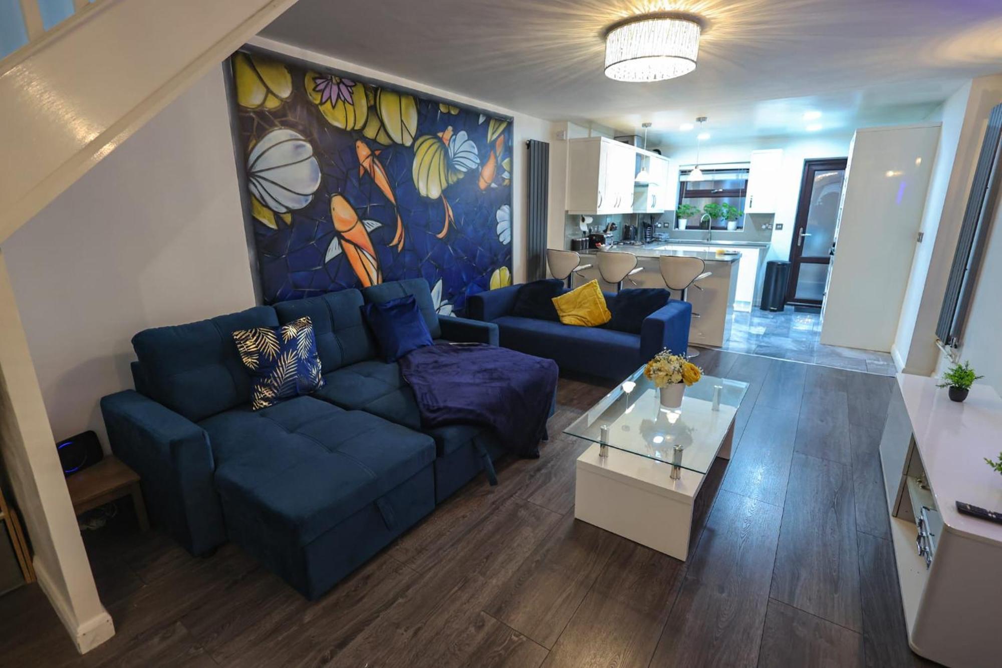 The Heart Of Brick Lane, Sleeps 7! * London