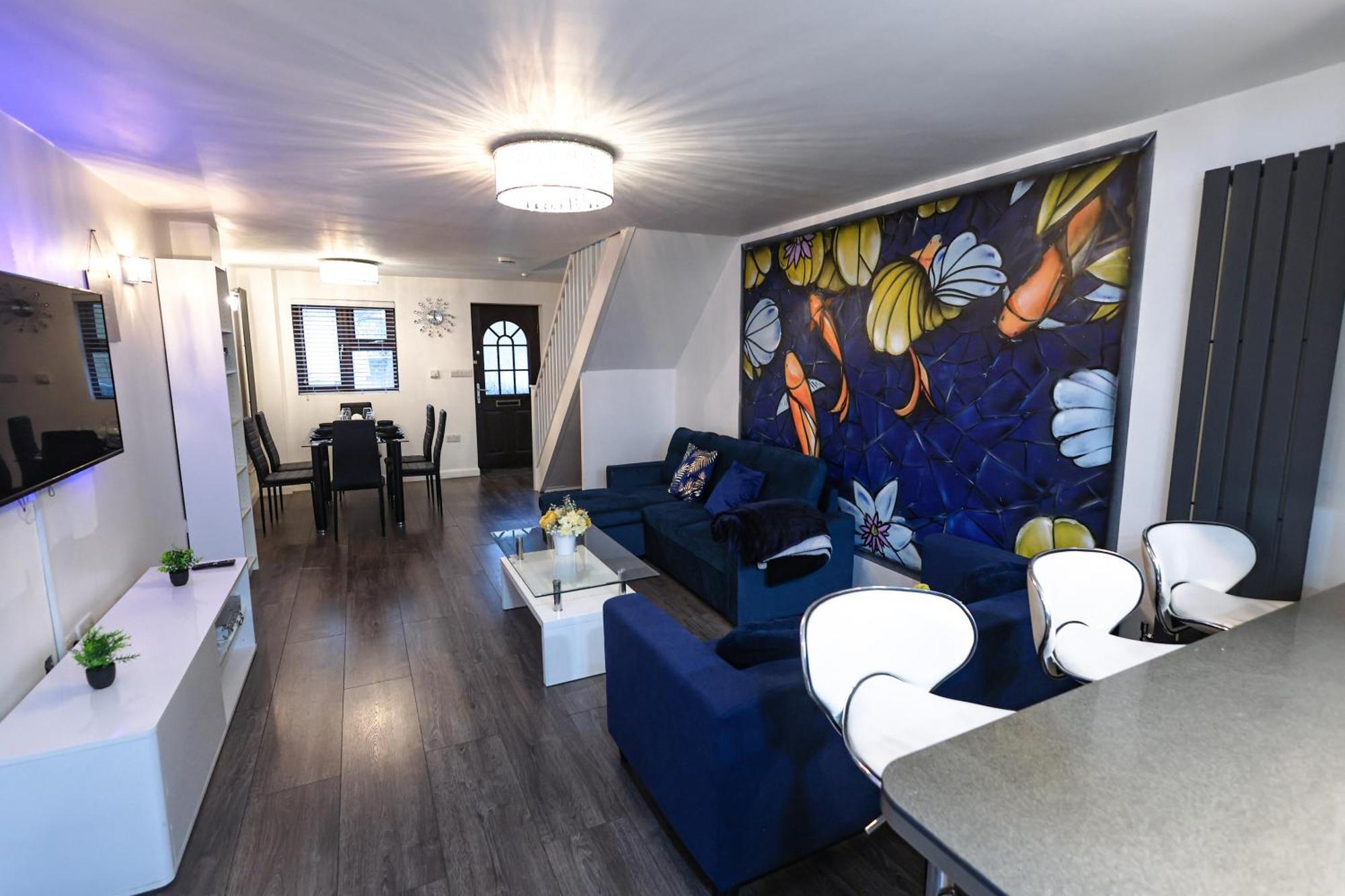 The Heart Of Brick Lane, Sleeps 7! London