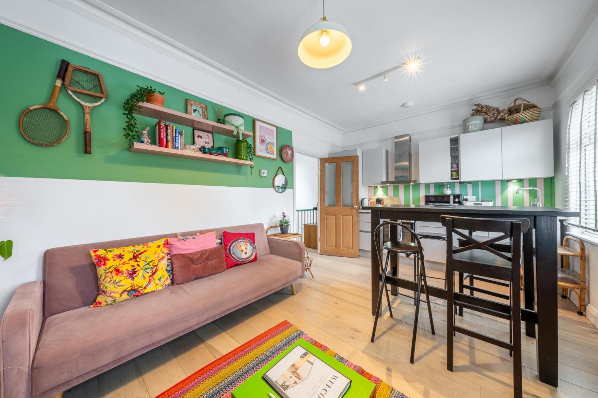 Claremont House 4br - *