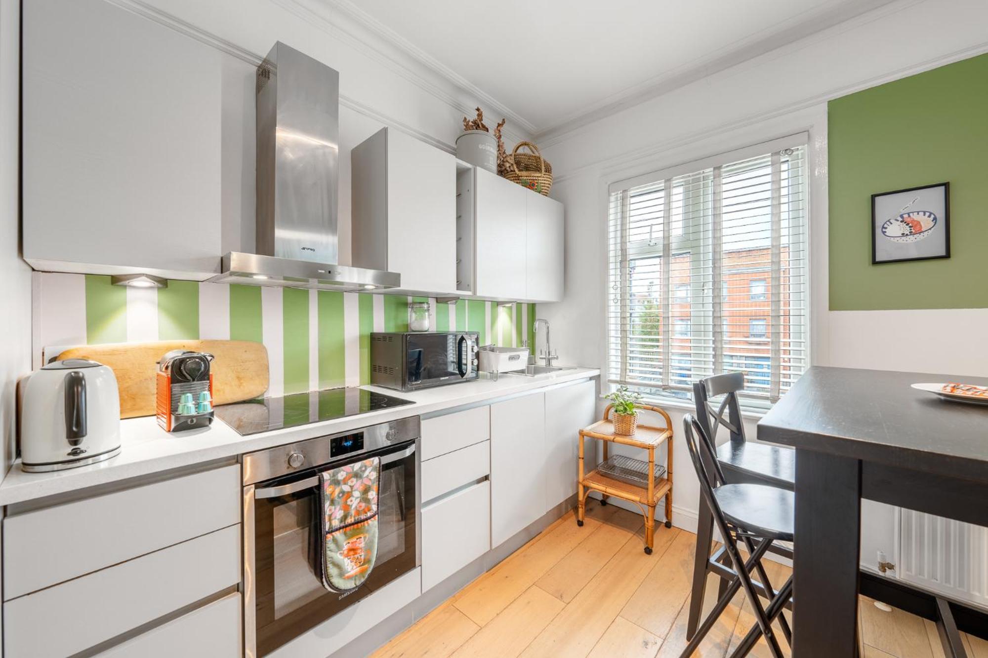 Claremont House 4br - *