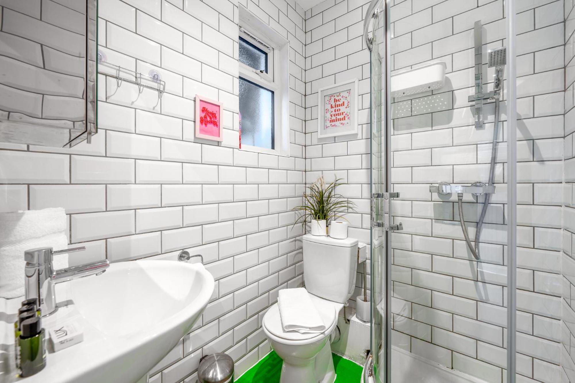 Claremont House 4br - Holiday home *