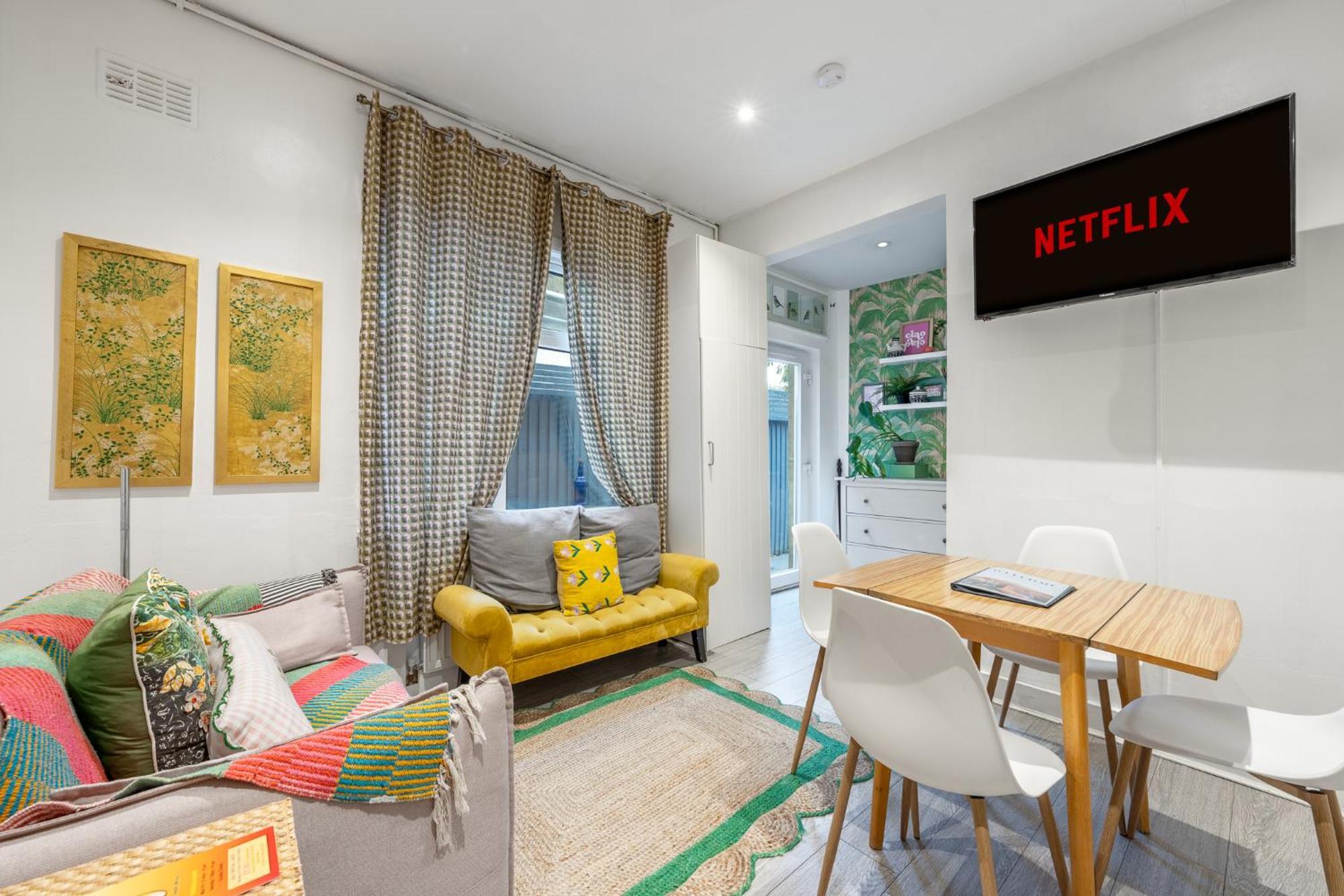 Claremont House 4br -