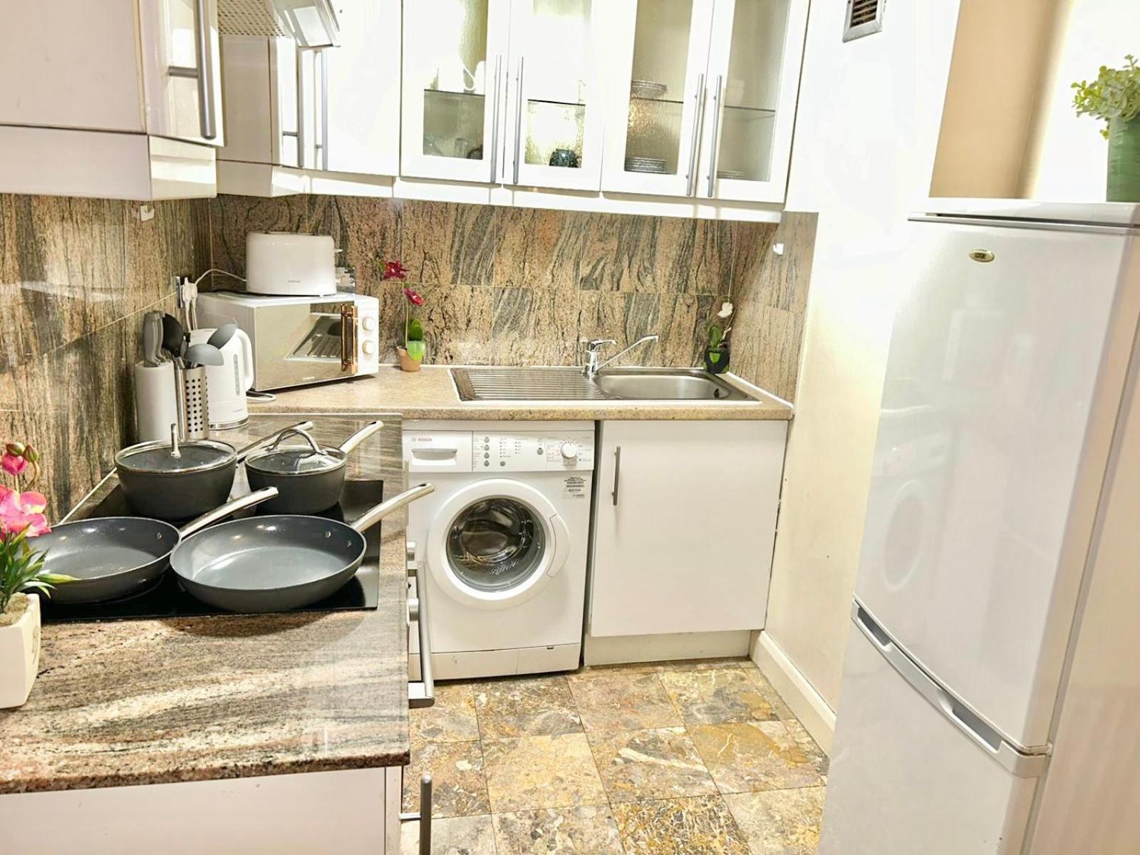 Appartement Beautiful At Cromwell Road *