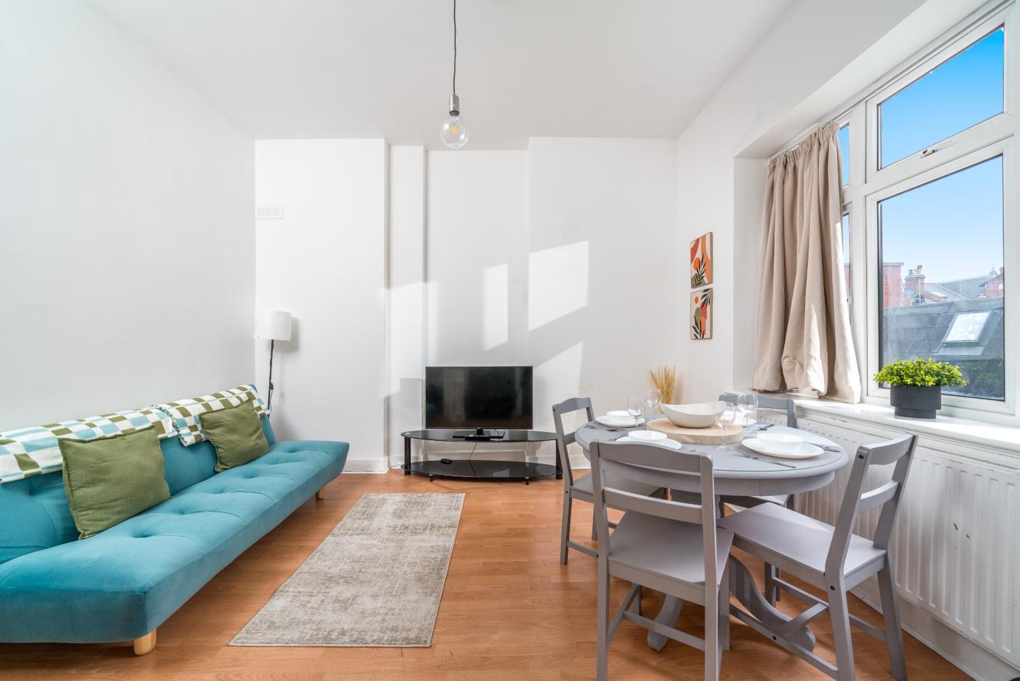 The Tooting Bec Hideaway - Prime Location Appartement Londen