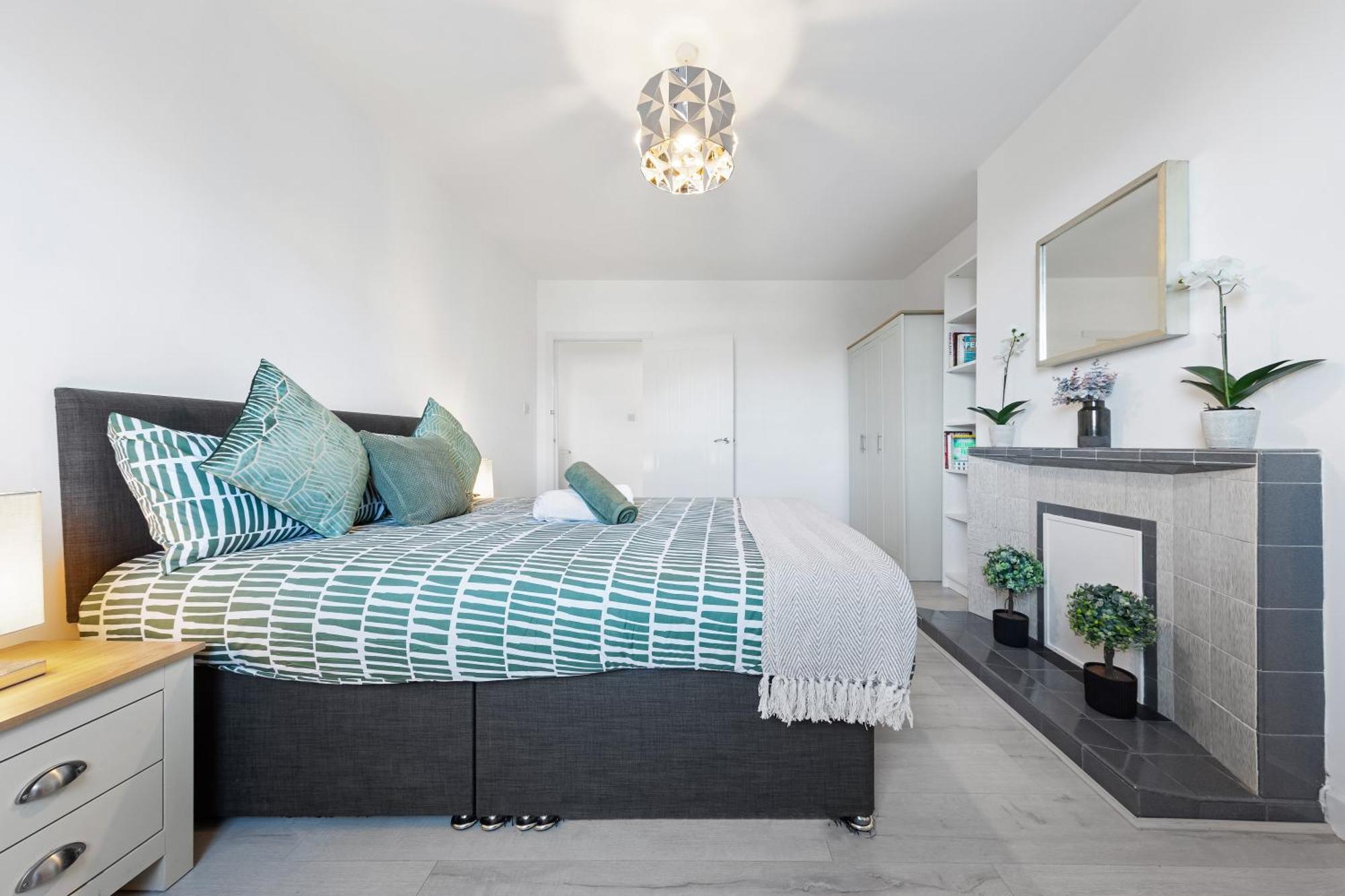 Four-bedroom Luxury Living - Westminster & Vauxhall Apartamento Londres