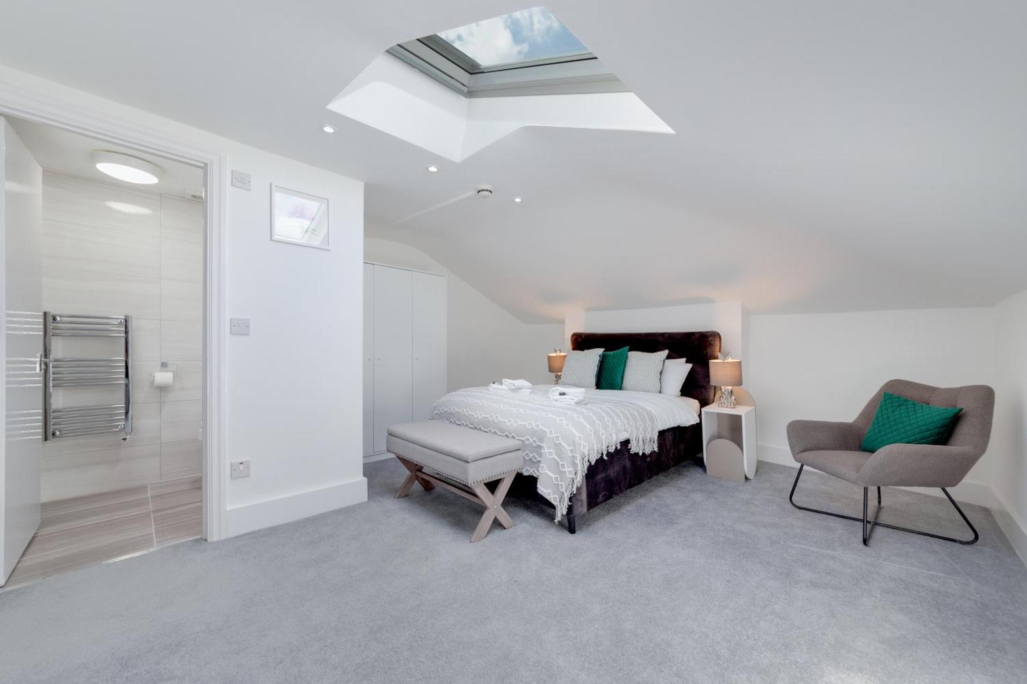 Apartment By Valiance London