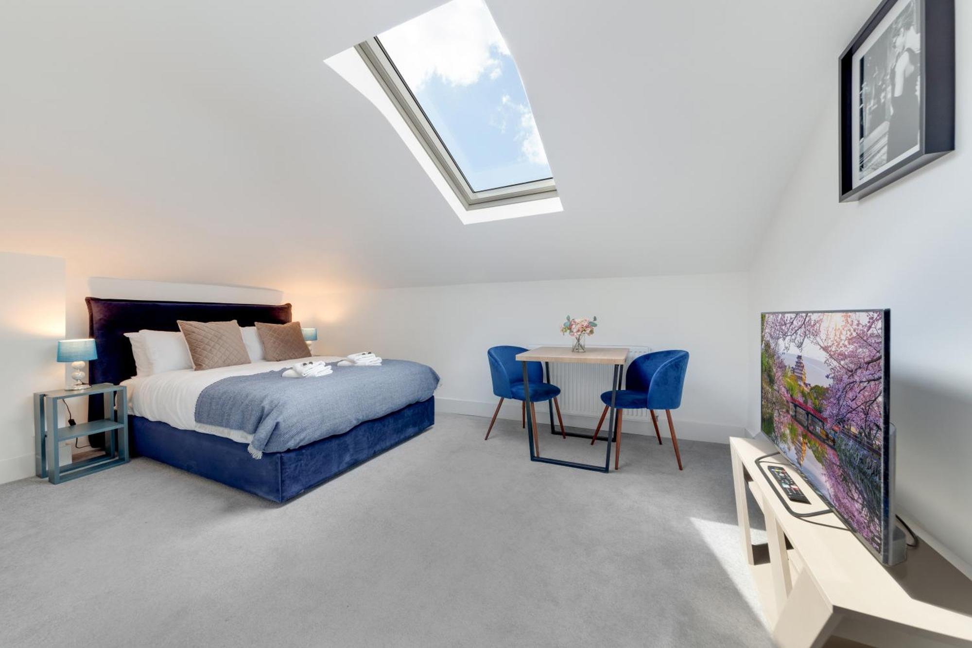 Apartment By Valiance London