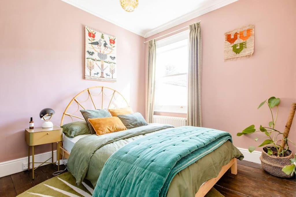 Holiday home Eclectic Victorian Terrace House *
