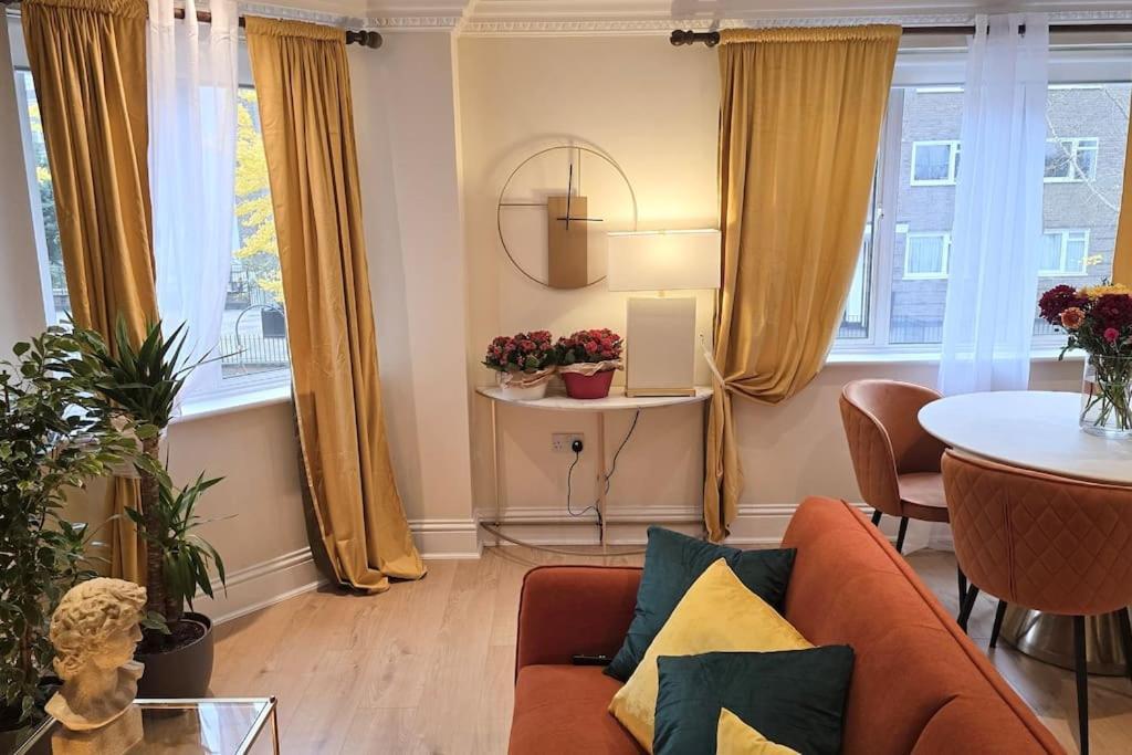 Cosy Flat Next To Hyde Park Paddington London