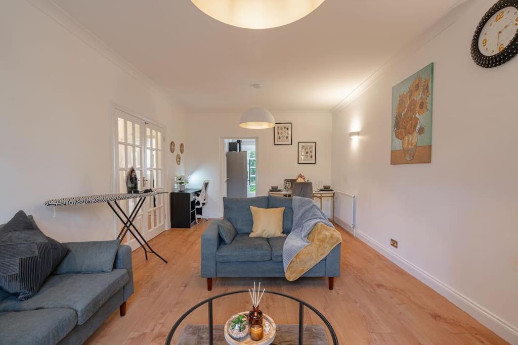 Putney Haven 3bd 2 Bath Sleeps 8 * London