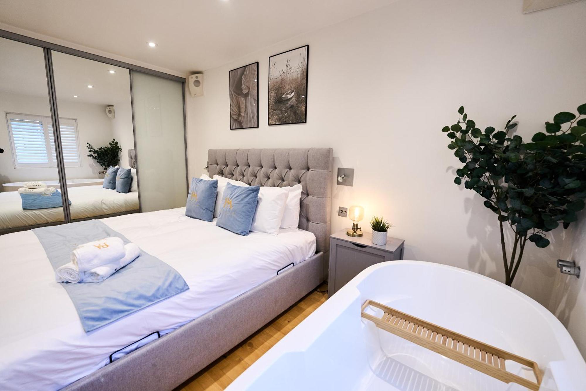The Garden Loft Apartment London