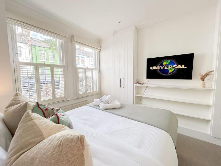 Stylish Hideaway With Oasis Garden London