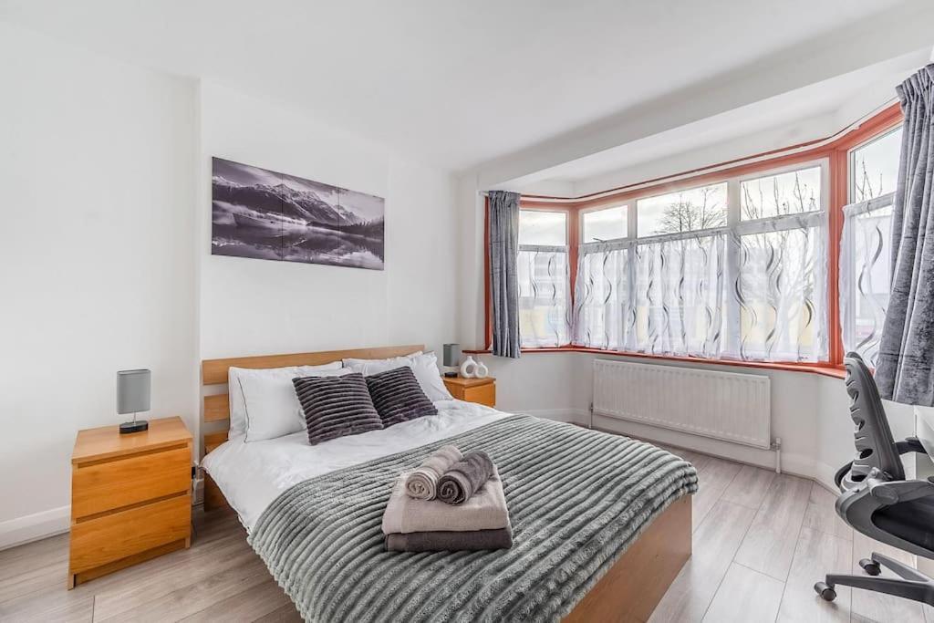 Charming And Cosy 1- Bedroom Flat Wembley Apartment London