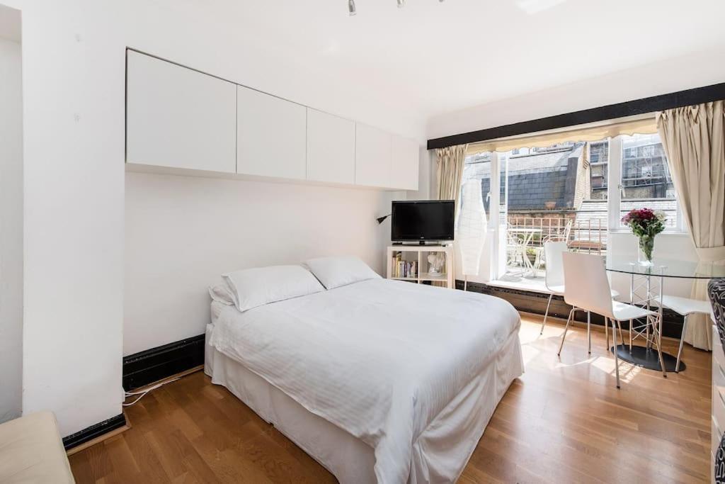 Apartment Baker Street With Terrace