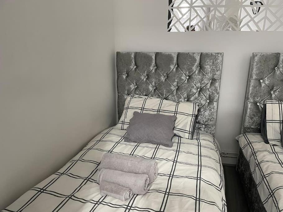 Lovely Comfortable Near Canarywhaflondoncity * Londen