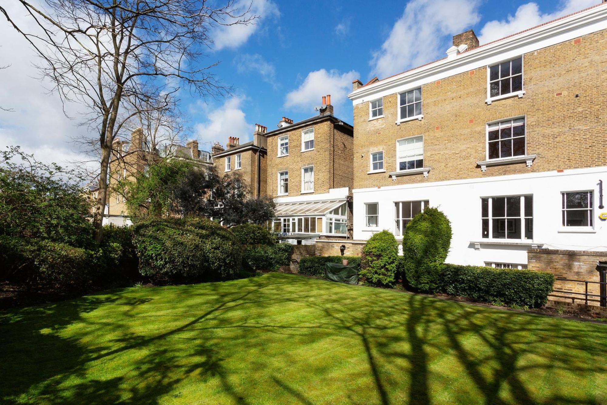 Apartment Perfect Pied-a-terre In Clapham By Underthedoormat *