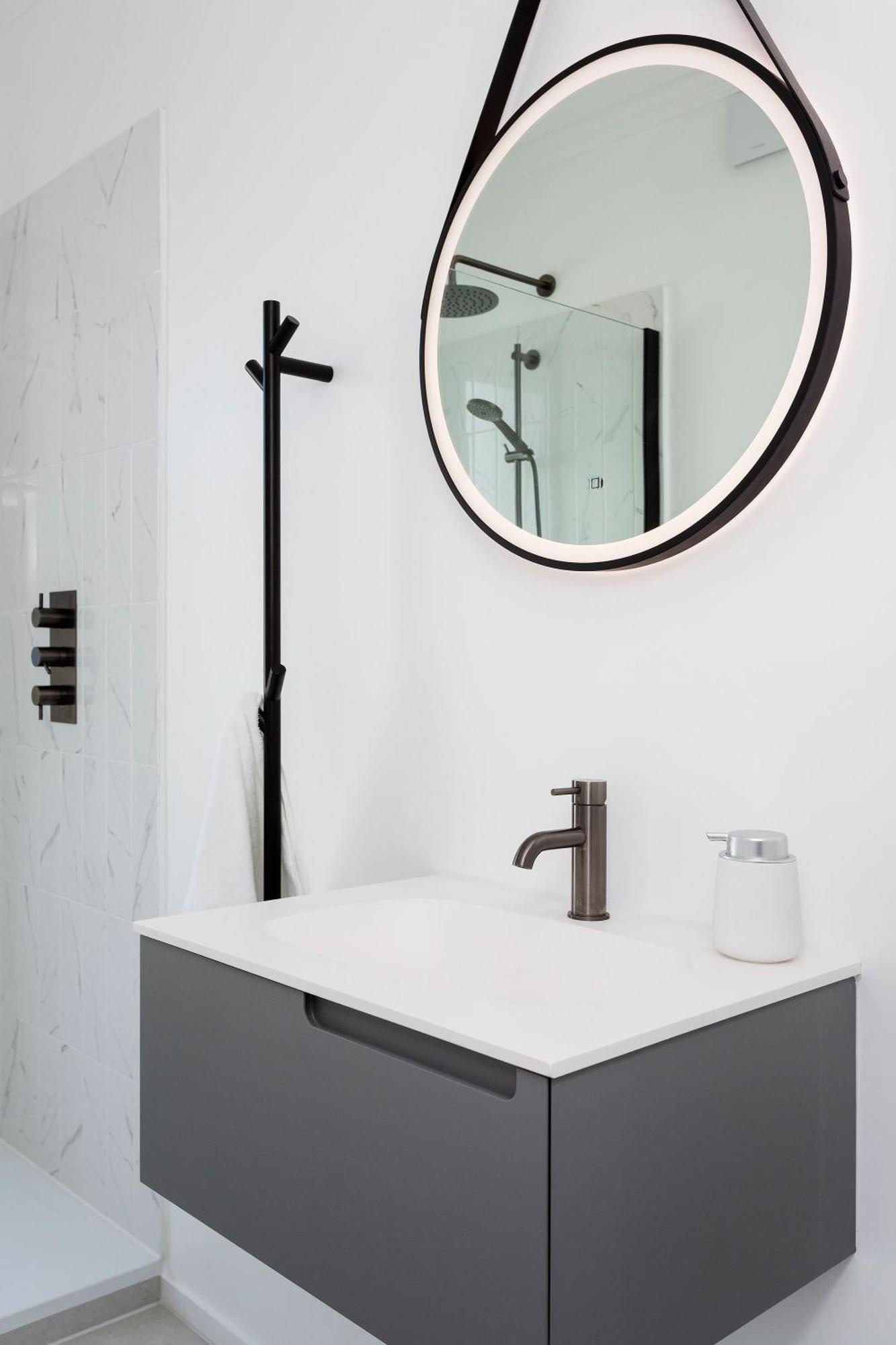Perfect Pied-a-terre In Clapham By Underthedoormat London