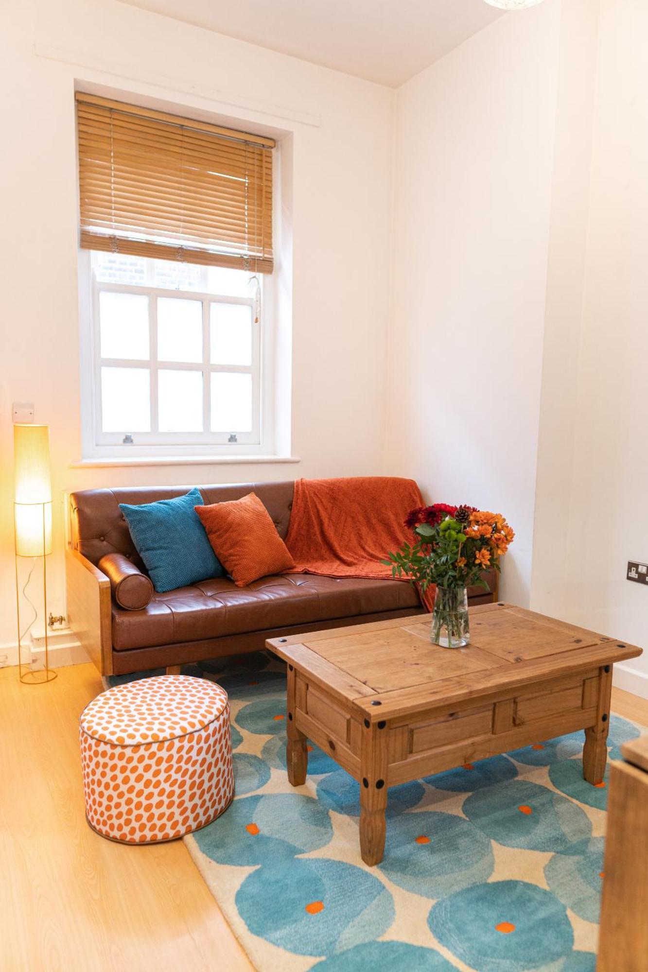 Vakantiehuis Bartlett House With Terrace Near Greenwich *
