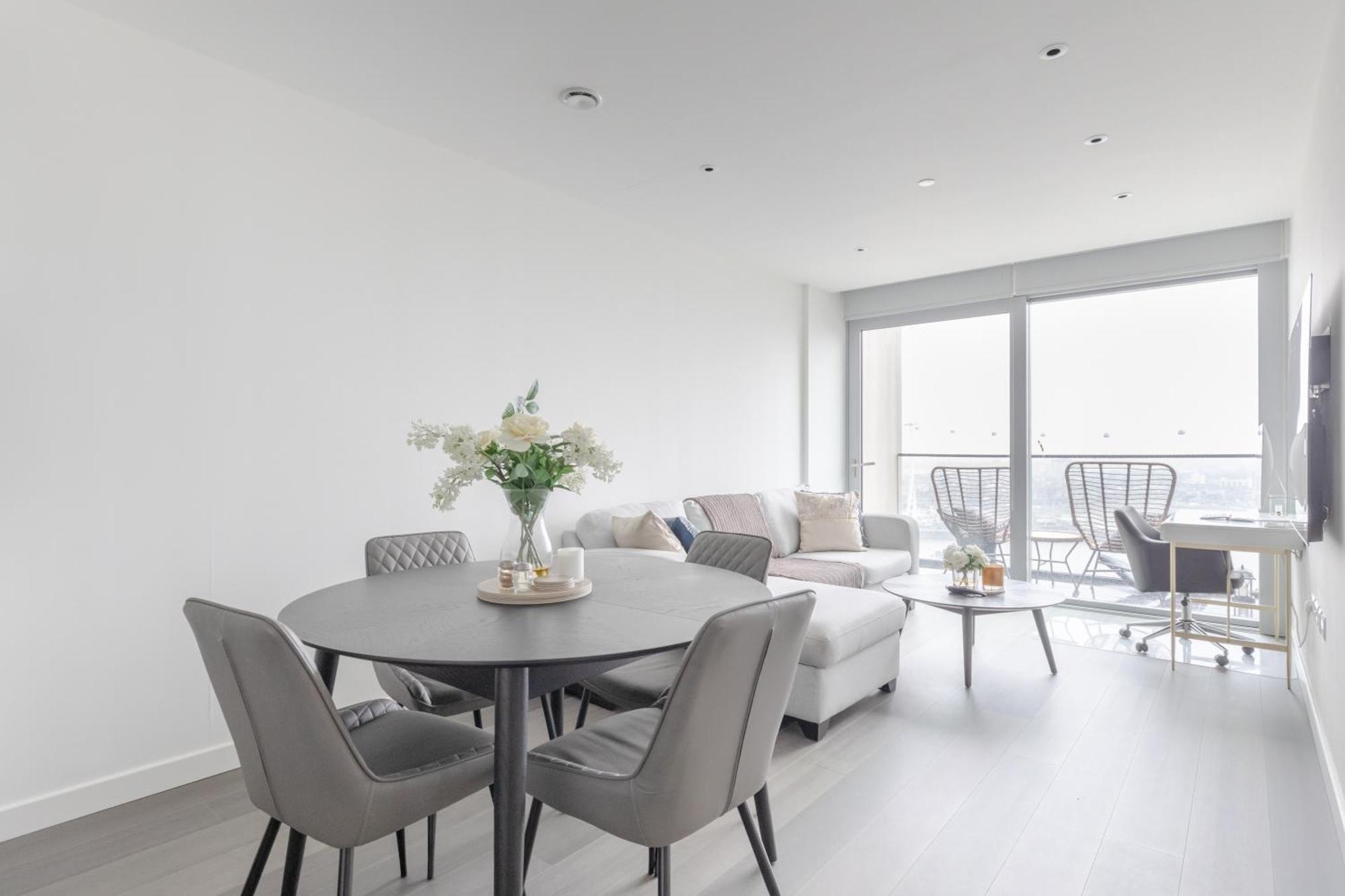Ravishing 1bd Flat - 2 Minute Walk From The O2! Apartment *