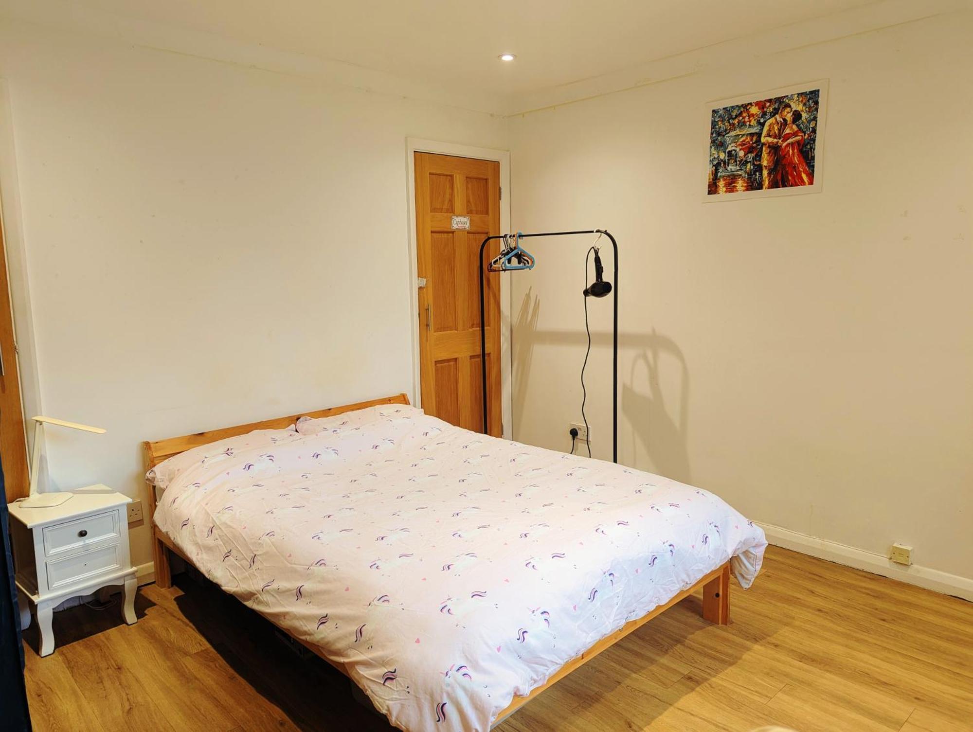 Privatunterkunft Double Bedrooms, Close To Tube Stations