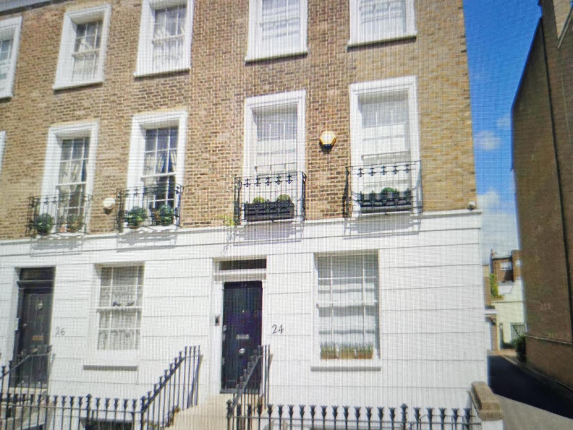 Apartment Collins