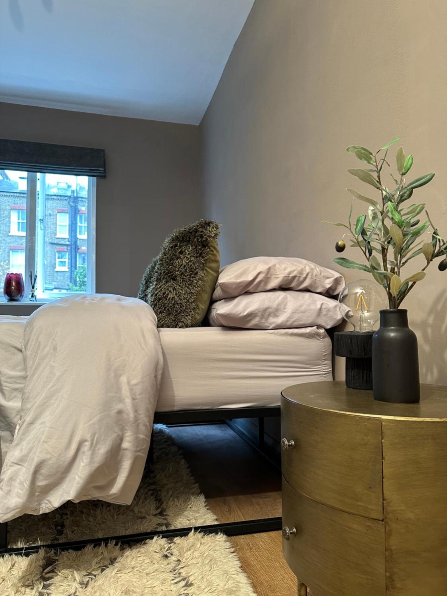 W9 Gem Stylish 2 Bed Flat Apartment *