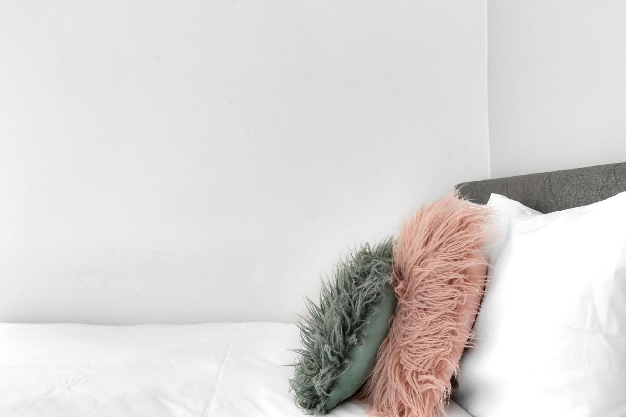 Oxford Circus - 20Min Tube ,1Gb Fibre Wifi, 2Min To Tube & Heathrow, Free Snacks & Toiletries, 2 New Smart Tvs & Sofabed